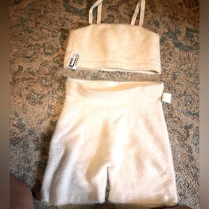 Gymshark x Whitney Simmons eyelash knit fuzzy set - medium